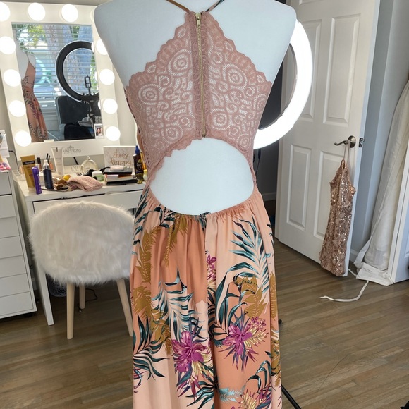 Floral dress - Picture 4 of 5